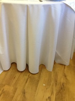 Round table cloth