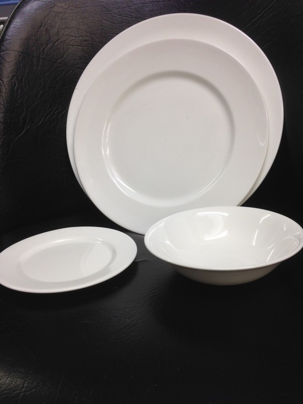 Dudson fine china bowls and plates