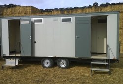 7bay or 4x3 Mobile Toilet (Electric Mains) Gas Re-circ
