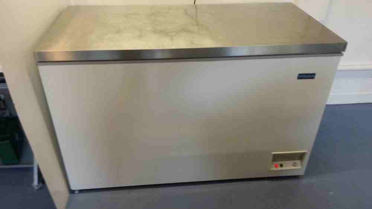 Secondhand Catering Equipment Freezers Stainless Steel Top Polar