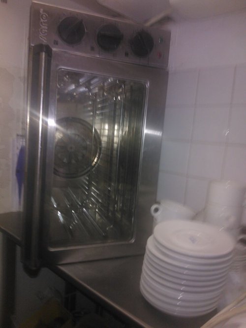 Convection oven