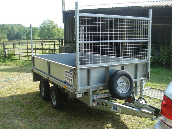 IFOR Williams LT85 with drop down mesh sides