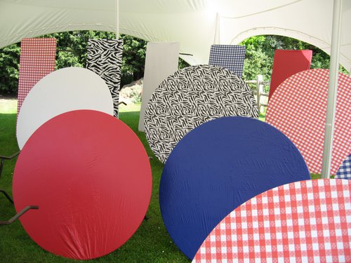 Plastic table covers Plastic table covers