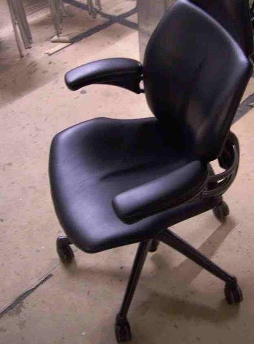 Low backed humanscale chair Low backed humanscale chair