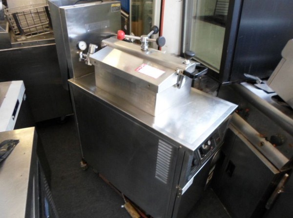 Barbecue King Commercial Gas Pressure Fryer for sale