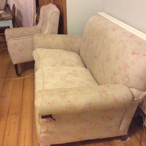 Sofa in Cabbages and roses fabric Sofa in Cabbages and roses fabric