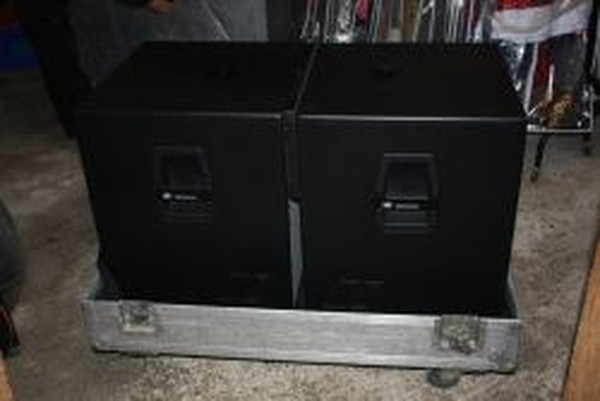 2 x D.A.S. Sub 18A Speakers, Used Once So In New Condition - Surrey 3