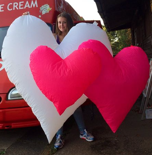 Giant inflatable valentines hearts Giant inflatable valentines hearts