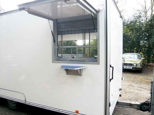 6m Mobile Towability Cashiers or Ticket Office