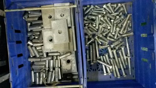 Marquee base plates expectation bolts Marquee base plates expectation bolts