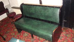 Vintage pub settle