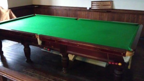 Full size snooker table for sale 