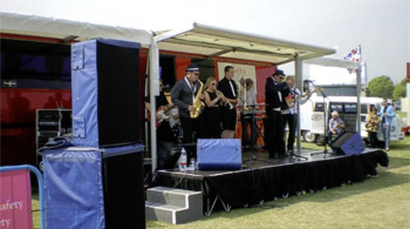 Coach with stage and awning Coach with stage and awning