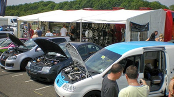 Merchandise vehicle Merchandise vehicle