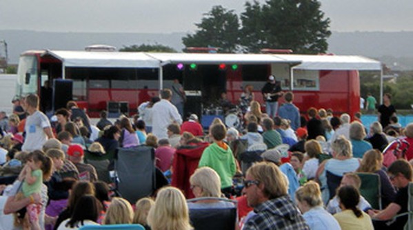 Road show coach Road show coach