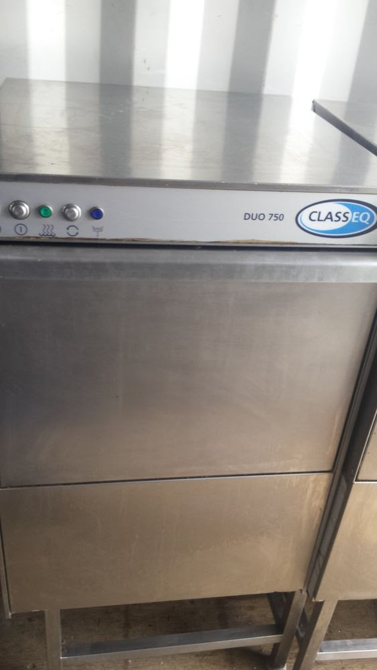Secondhand Catering Equipment Front Loading Dish Washers Classeq
