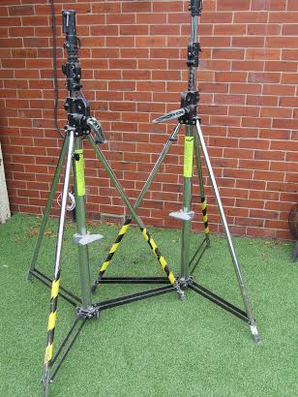 Manfrotto Wind Up Lighting Stands