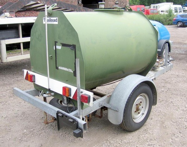 TRAILLOAD 250 GALLON WATER BOWSER on TRAILER