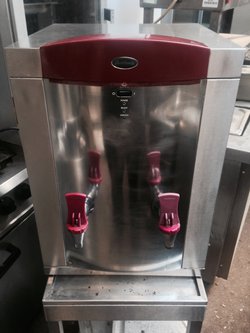 Instanta Large Automatic Water Boiler