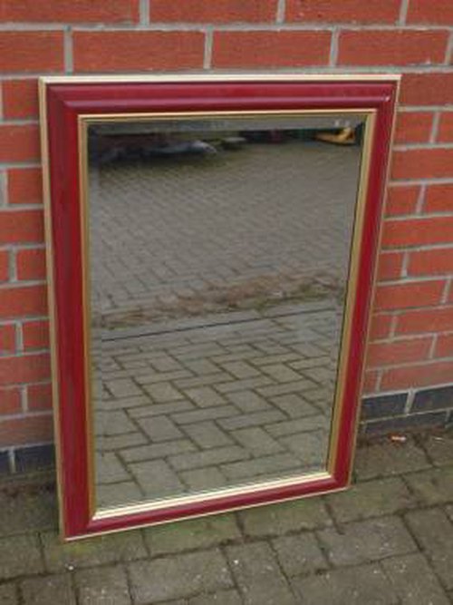 red mirror red mirror