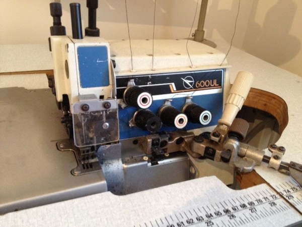Brother 600UL 5 Thread Overlocker Industrial Sewing Machine for sale
