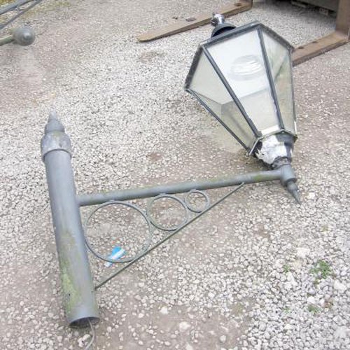 Large Old Style Lamp Large Old Style Lamp