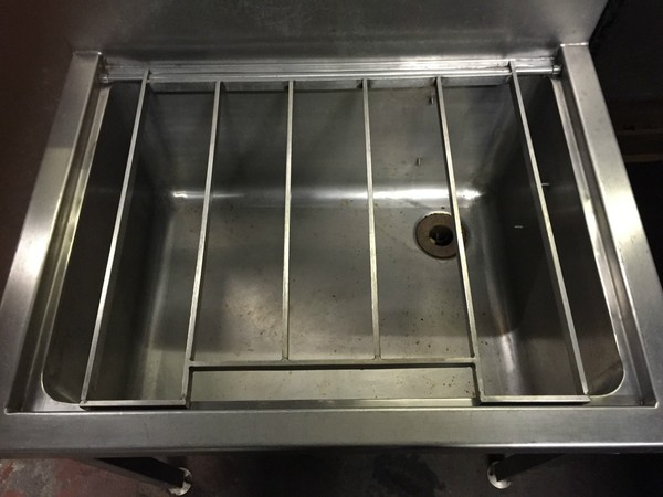 Stainless Steel Butlers Sink with taps