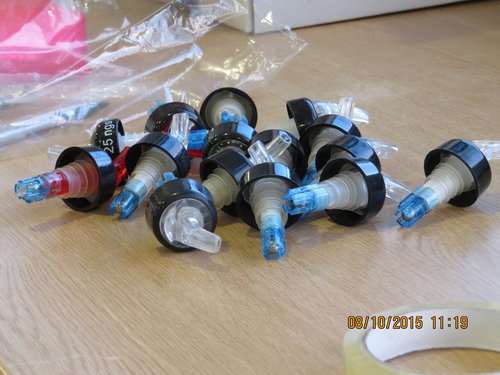 Quick/ Sure Shot 3 Ball Pourers 25ml Quick/ Sure Shot 3 Ball Pourers 25ml