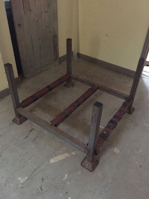 20 x 1mx1m stillages Stackable 20 x 1mx1m stillages Stackable