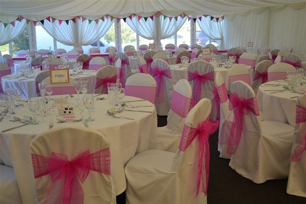 Quality Chair Covers, Sashes and Table Runners