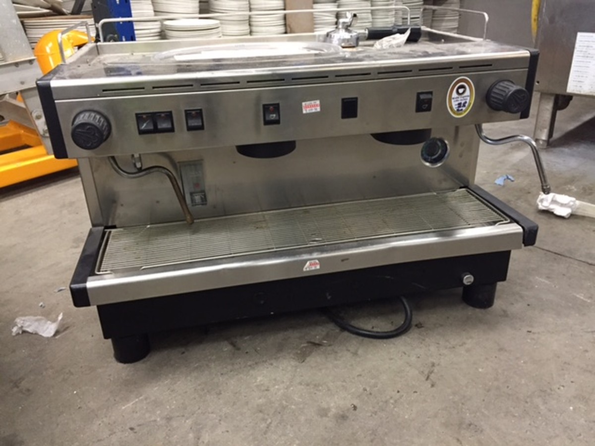 Secondhand Chairs and Tables Roneford Catering London 2 Group