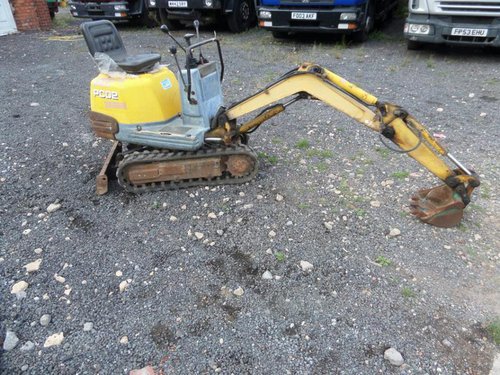 Komatsu PC021A Diesel Micro Excavator Komatsu PC021A Diesel Micro Excavator