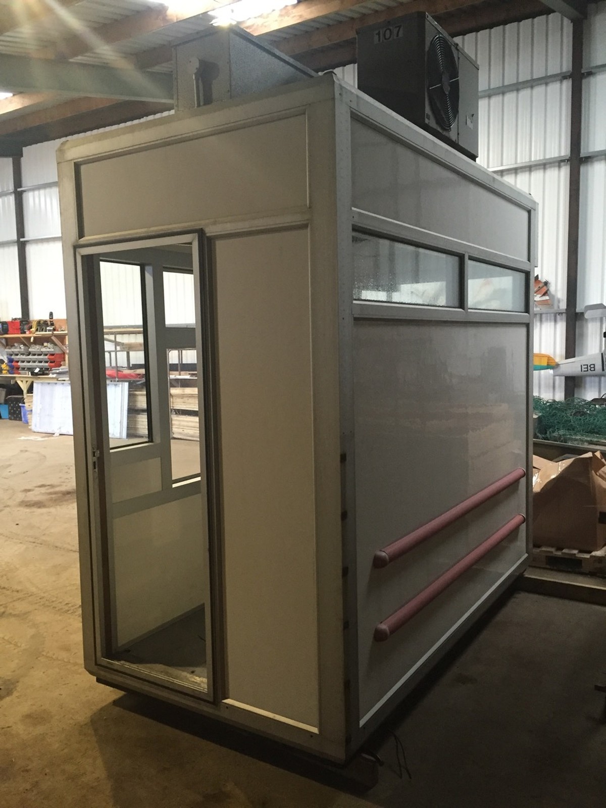 Secondhand Portable Buildings Security Cabin and Ticket 