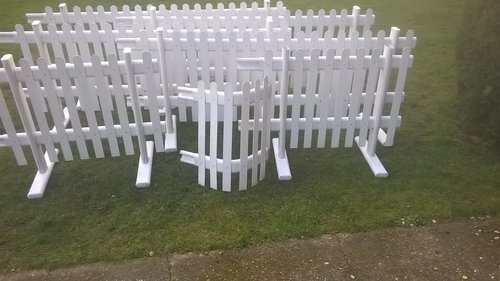 Second Hand White PVC Picket Fencing Second Hand White PVC Picket Fencing