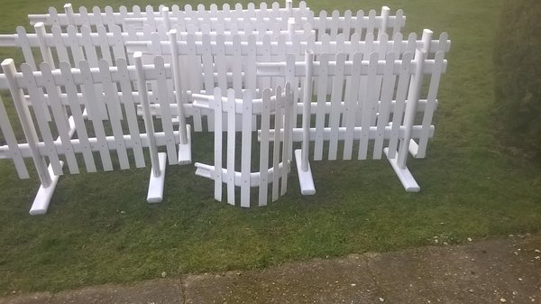 Second Hand White PVC Picket Fencing