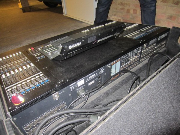 Yamaha M7CL Sound Desk with PW800w PSU