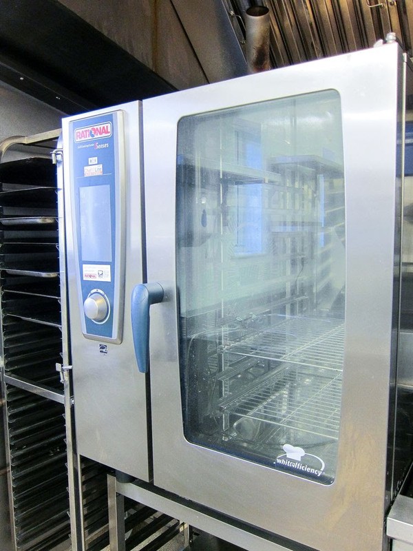 Secondhand Catering Equipment | Gas Ovens 10 Grid | Rational Model 101