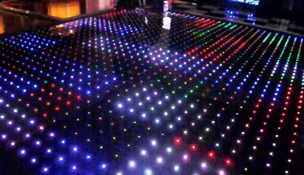 Secondhand Sound and Lighting Equipment | Dance Floors | 20ft x 20ft ...