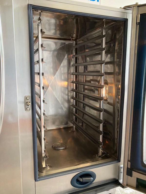 Rational SCC 101 Gas Combi Oven