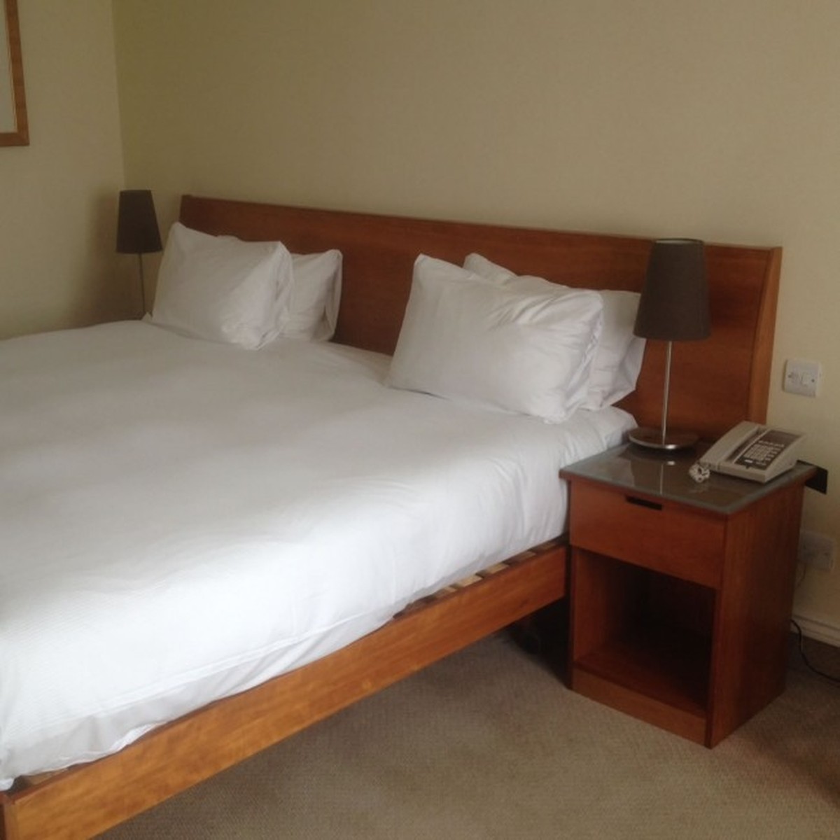 Secondhand Hotel Furniture | Hotel Bedroom Sets | Heritage Bedroom Furniture Set - Peterborough ...