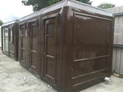 Three Cubicle Direct Access Cubicles