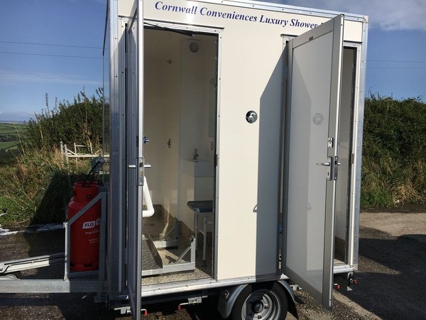 used shower trailer two bay