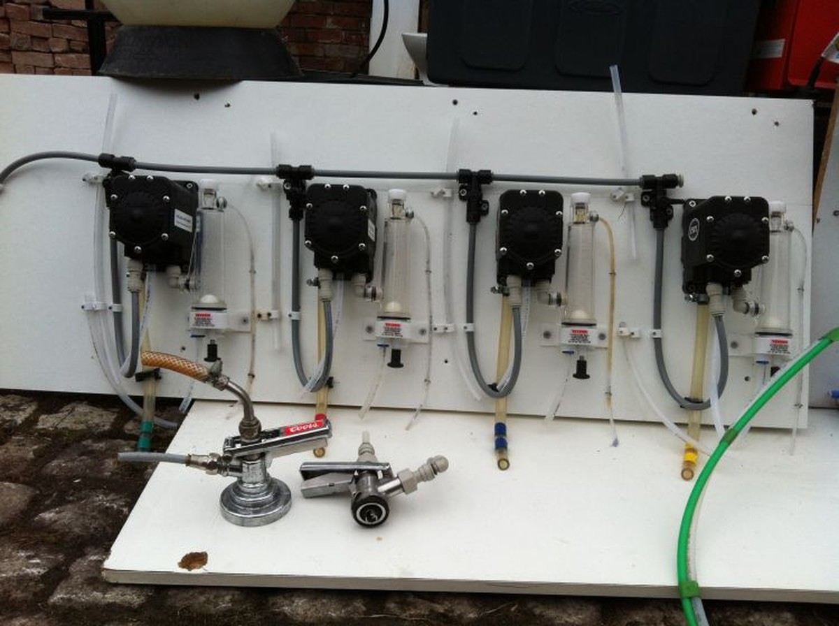 Secondhand Pub Equipment Beer Coolers Job Lot Cellar and Bar