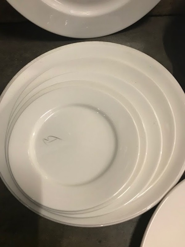 Dudson Fine China Dinner Plates