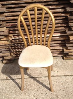 150x Gold Resin Banquet Chairs with Pads