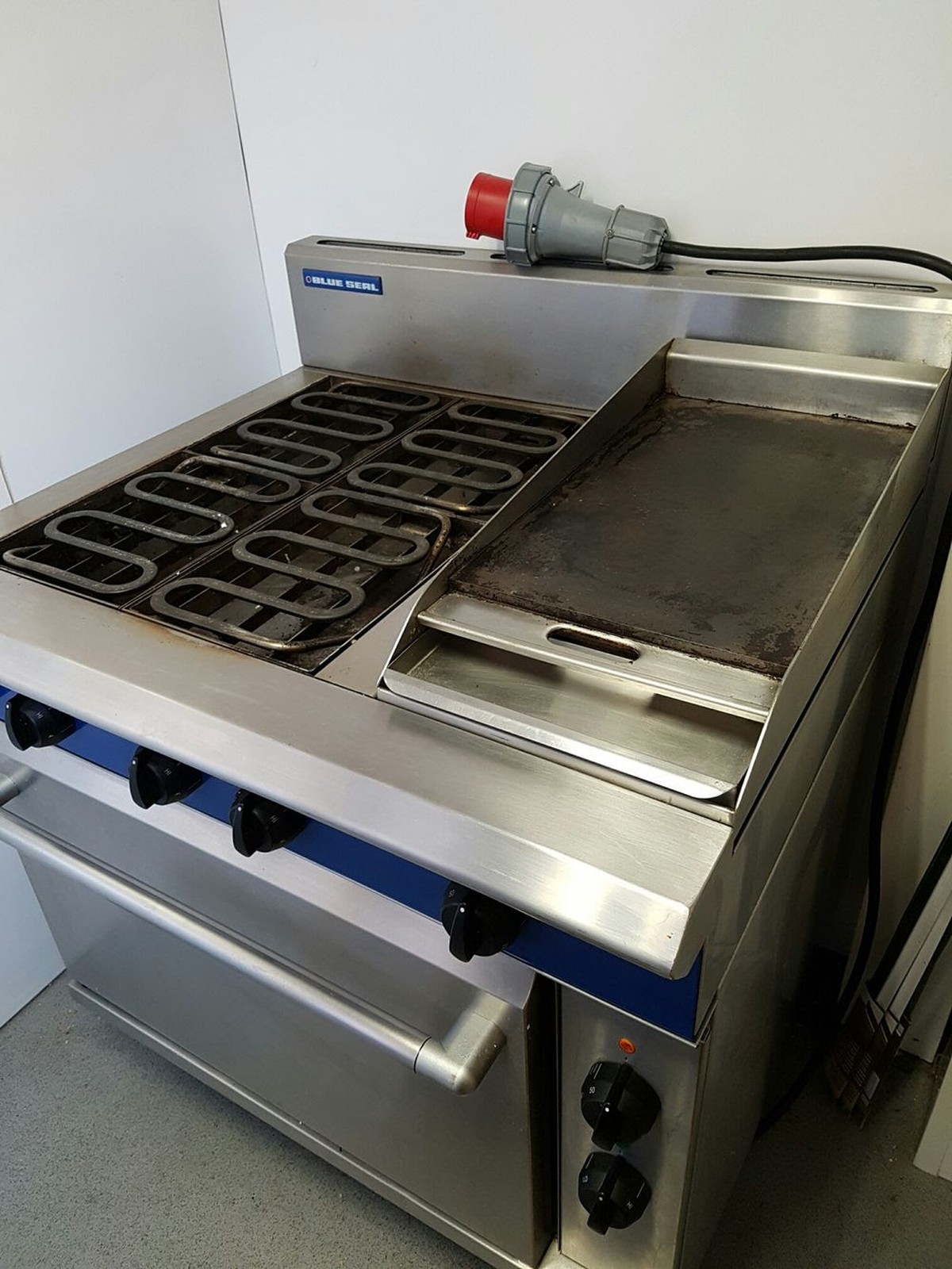 Secondhand Catering Equipment | Electric Range Cooker | Blue Seal ...