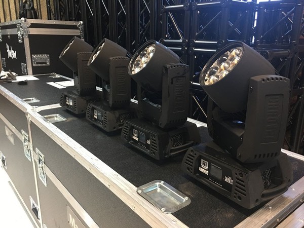 Used Stage Light Chauvet Professional Rogue R1 Wash for sale