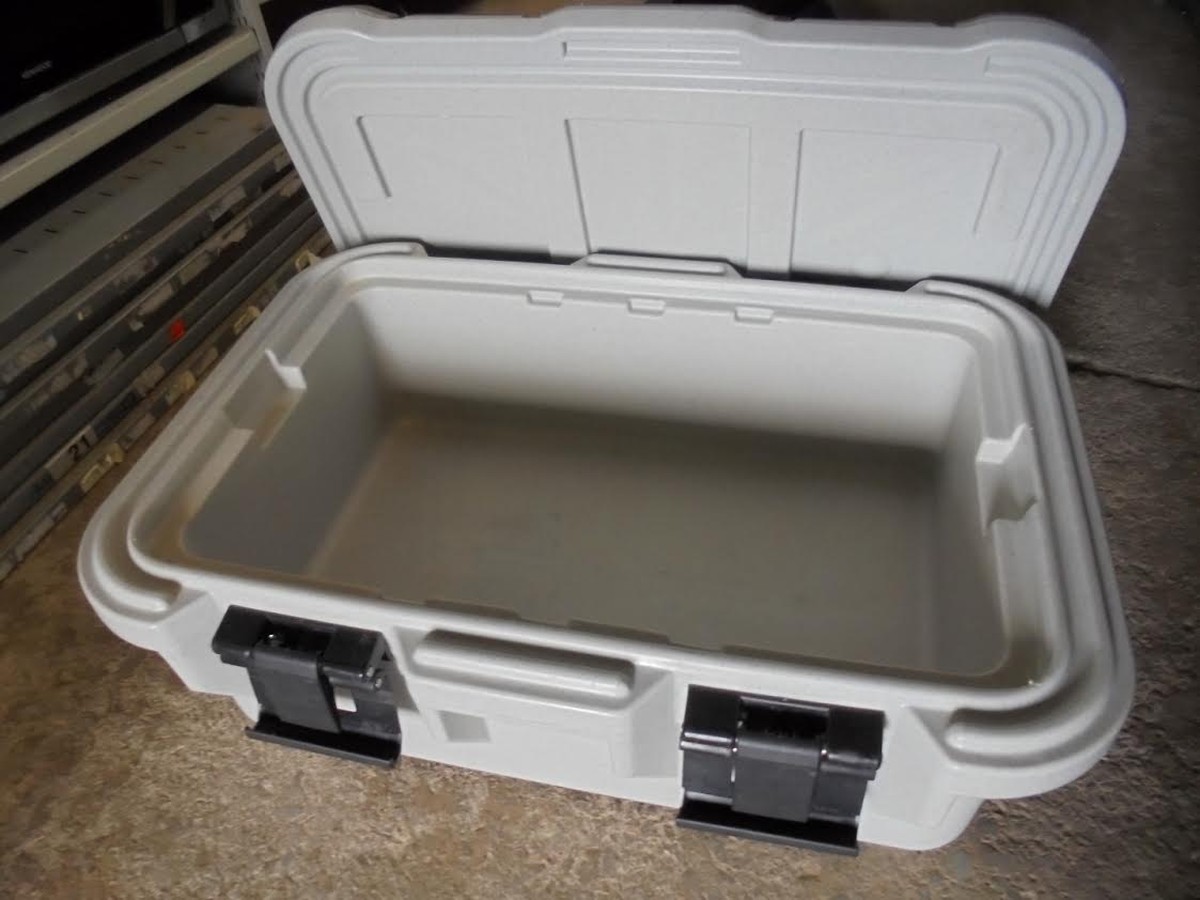 Secondhand Catering Equipment | Cool Boxes and Thermal Boxes | Cambro ...