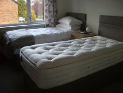 2 Beds