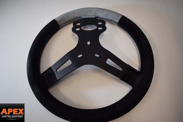 PI Research Steering Wheel